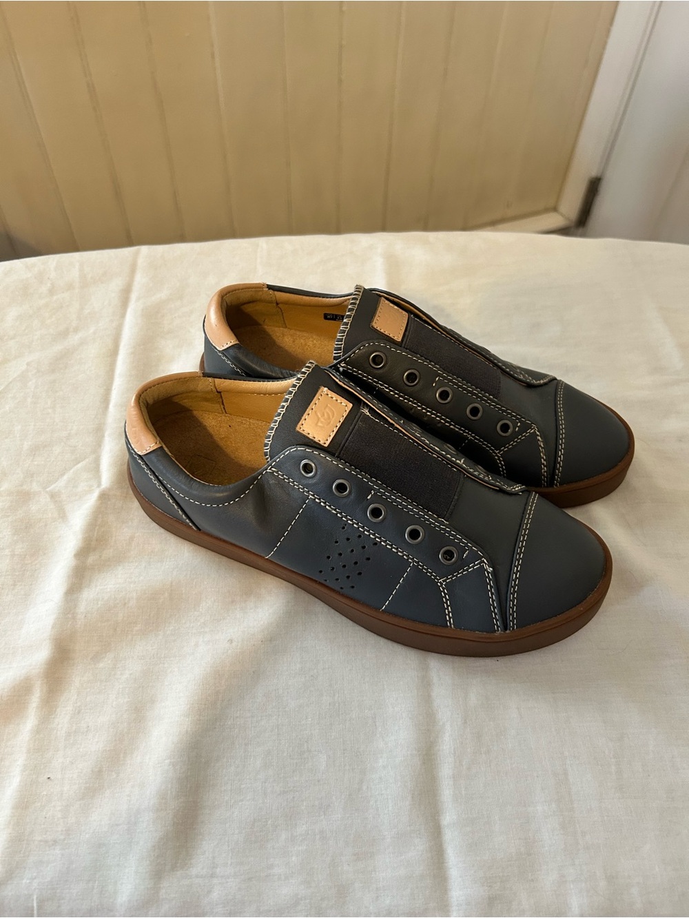 Spenco Malibu Lux Gray Leather Laceless Slip On Orthotic Sneakers/Woman’s Size 7